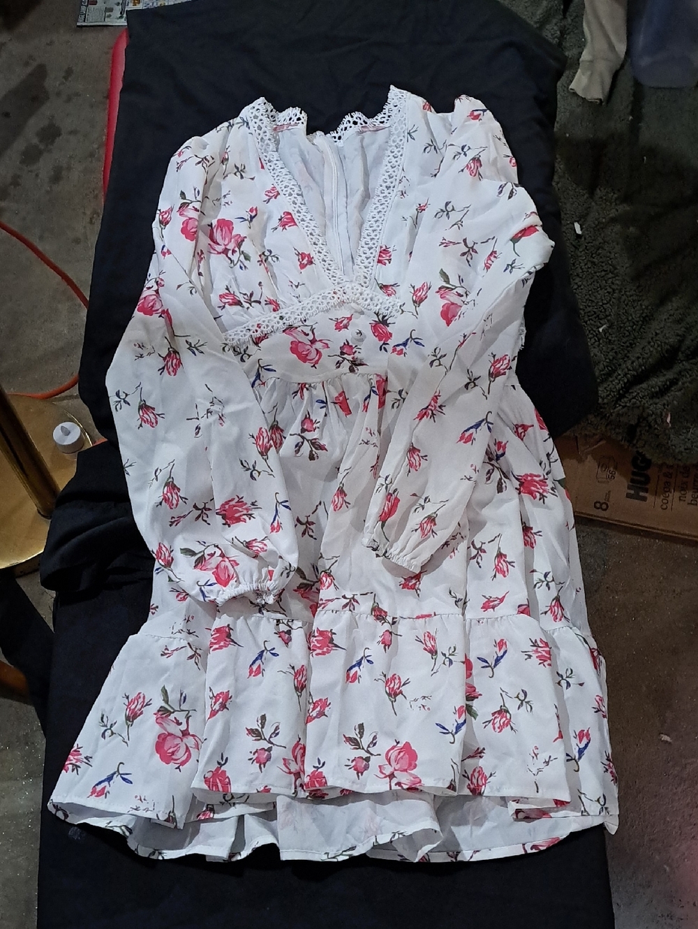 Source Unknown White Mini Dress with Pink Floral Lace Trim